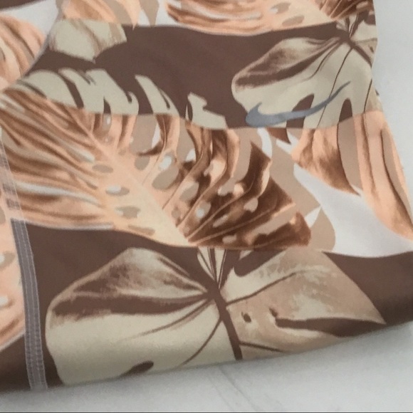 Nike Dry Fit Cropped Length High Waist Leggings NEW - Picture 6 of 12